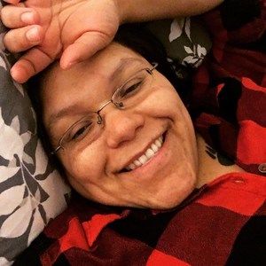 Meet your Posher, Stacy